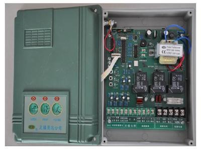 【供應(yīng)優(yōu)質(zhì)軟啟動多功能、伸縮門、平移門、自動門、電動門控制箱】價格,廠家,圖片,電動車控制器,無錫靈達機電科技-